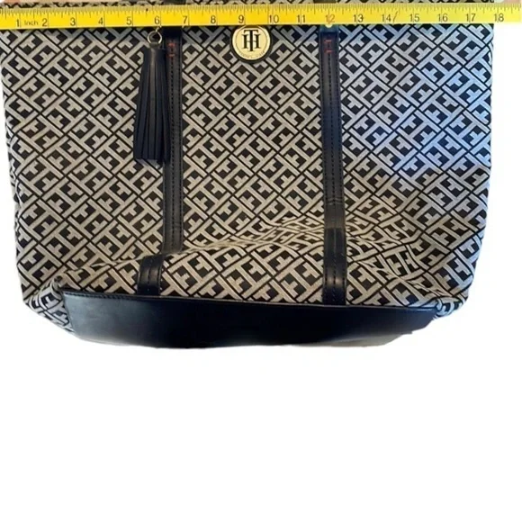 tommy Hilfiger Large Tote Shoulder Handbag Purse Blue - Picture 9 of 10